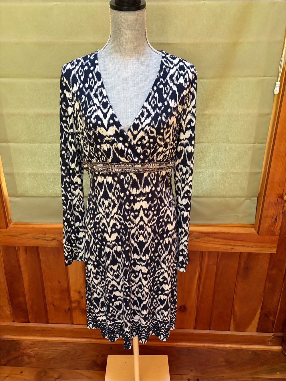 INC International Concepts Navy and White Long Sleeve V-Neck Patterned Dress